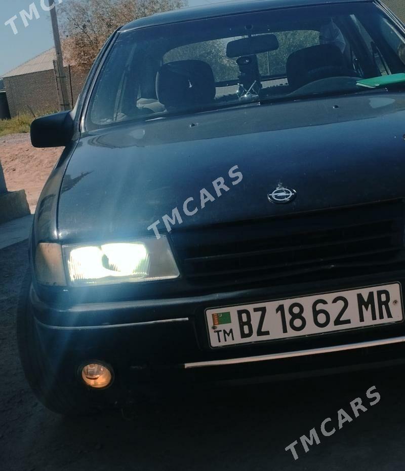 Opel Vectra 1991 - 32 000 TMT - Сакарчага - img 8