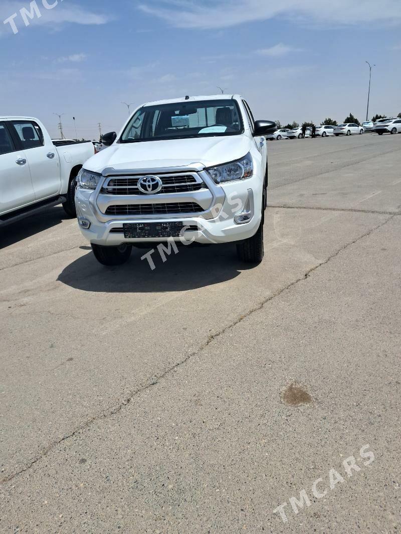 Toyota Hilux 2025 - 617 000 TMT - Aşgabat - img 6