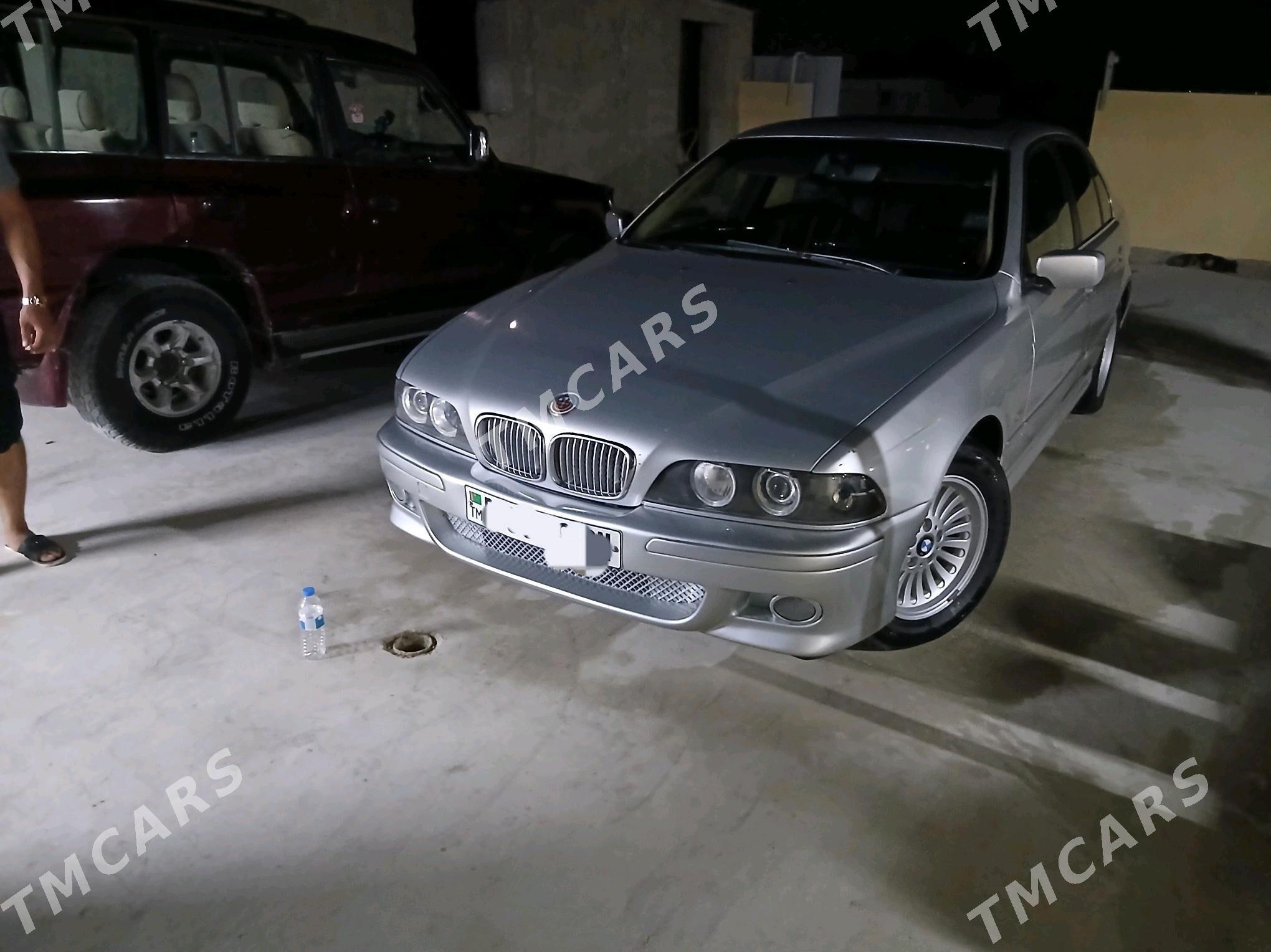 BMW E39 2003 - 130 000 TMT - Daşoguz - img 3
