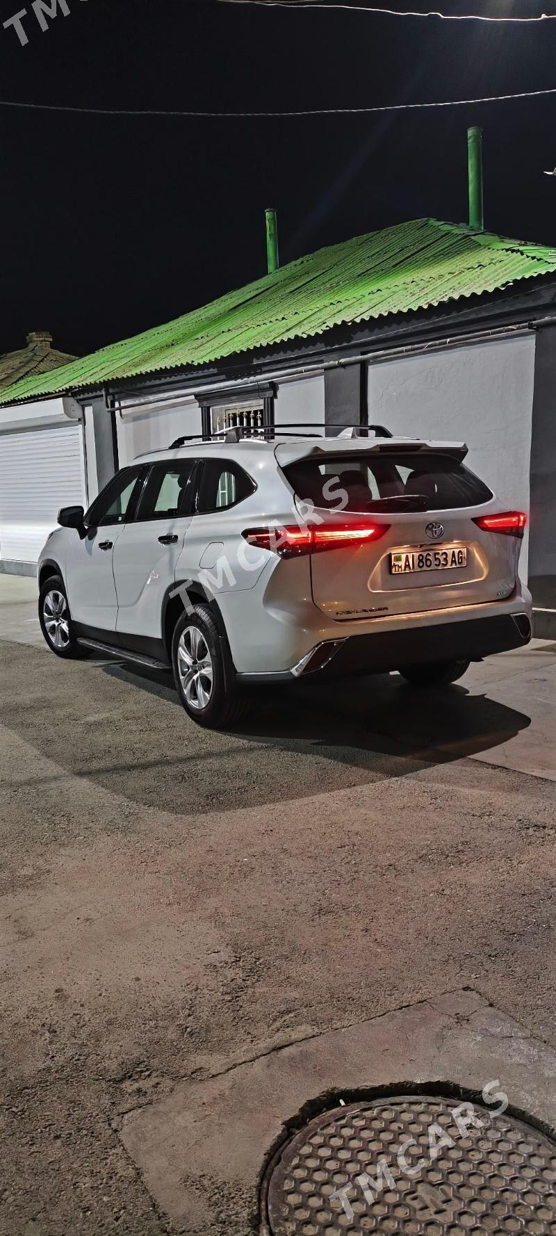 Toyota Highlander 2021 - 560 000 TMT - Aşgabat - img 3