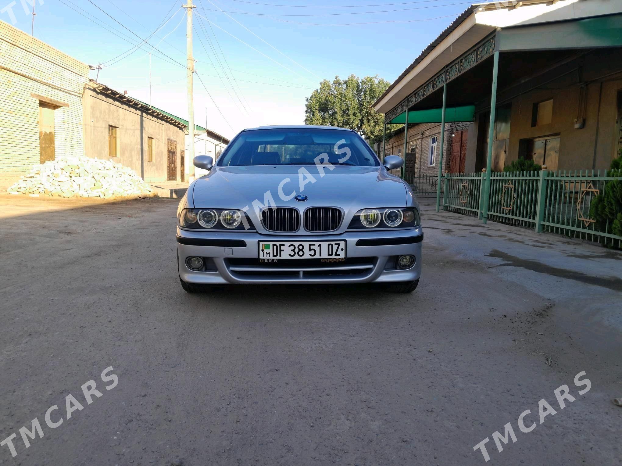 BMW E39 2003 - 135 000 TMT - Daşoguz - img 7