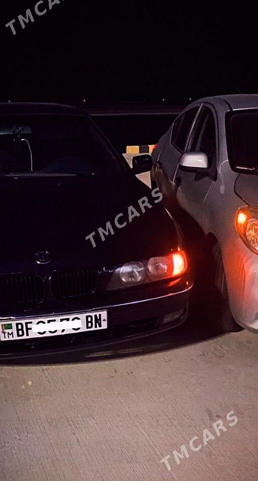 BMW E39 1999 - 70 000 TMT - Türkmenbaşy - img 3