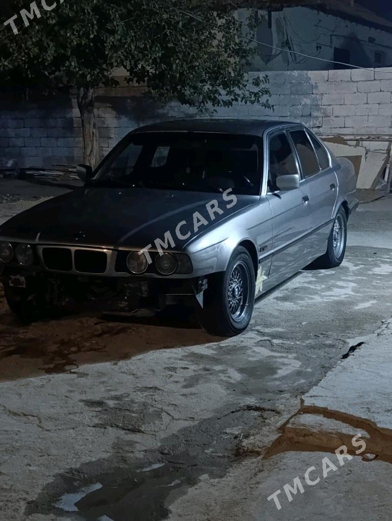 BMW E34 1992 - 56 000 TMT - Balkanabat - img 2