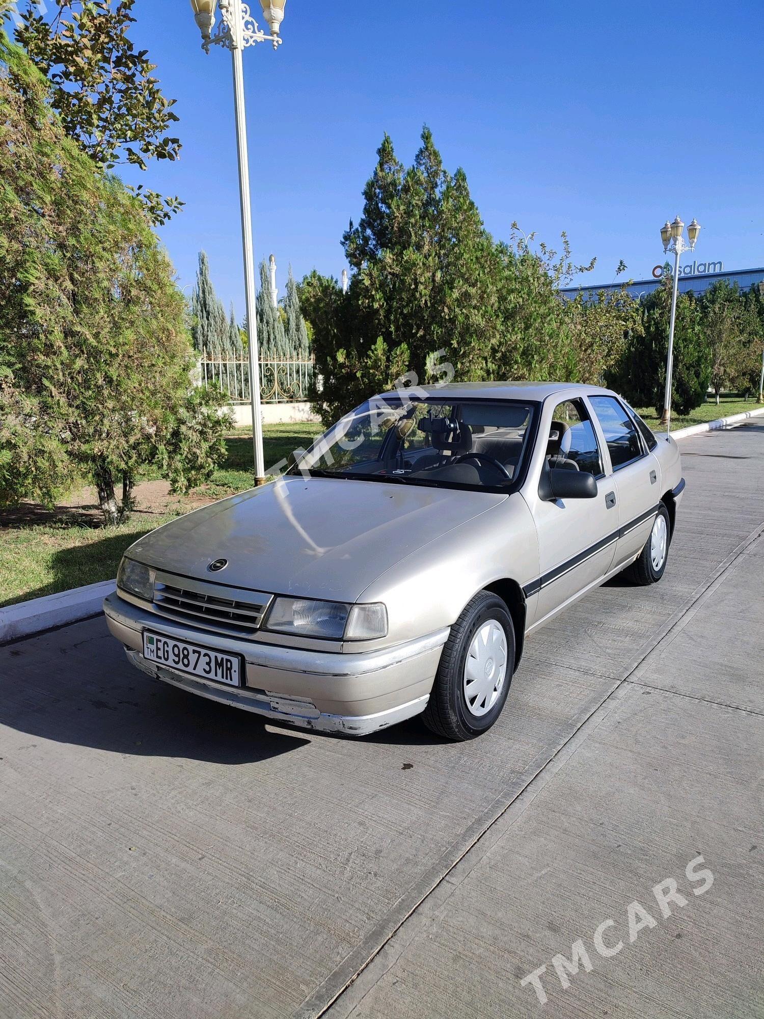 Opel Vectra 1990 - 42 000 TMT - Мары - img 3