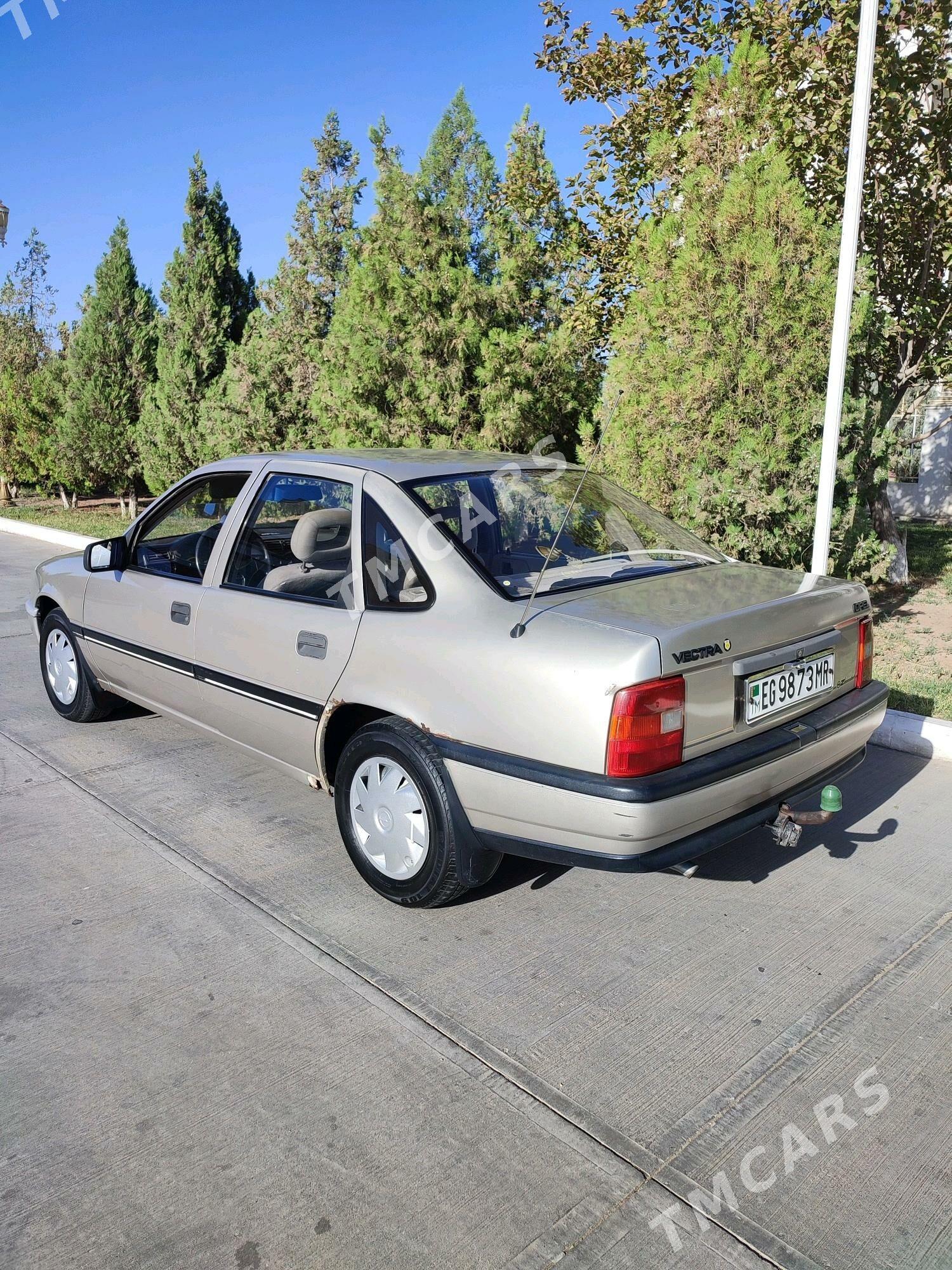 Opel Vectra 1990 - 42 000 TMT - Мары - img 4