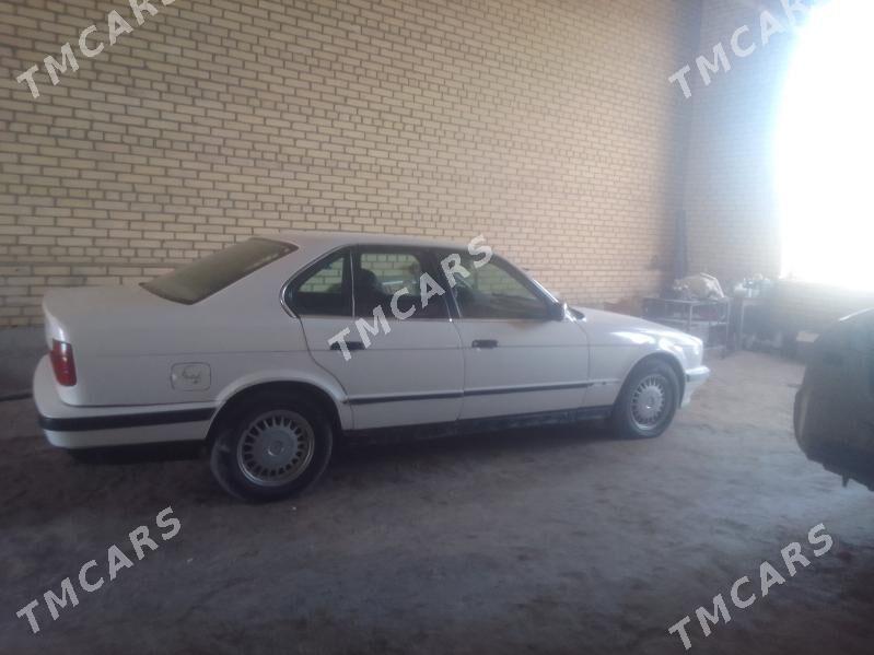 BMW 520 1993 - 40 000 TMT - Чарджоу - img 5