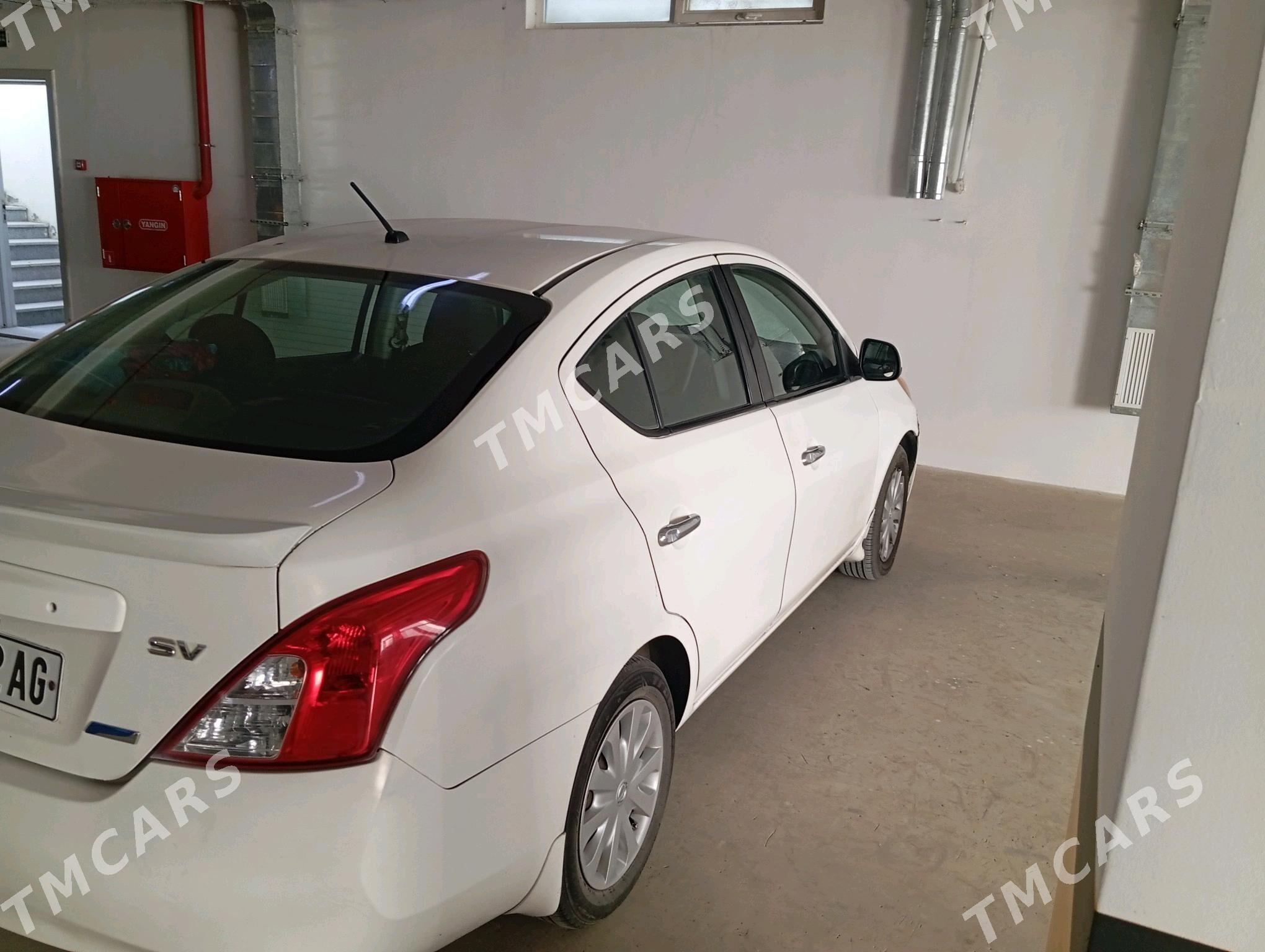 Nissan Versa 2012 - 115 000 TMT - Ашхабад - img 2