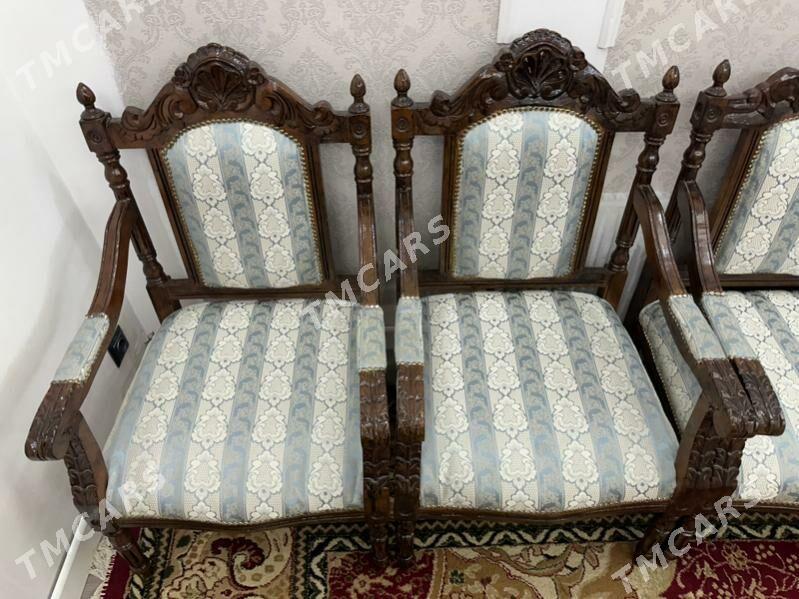 Taryhy diwan taze restawrasiya - Ашхабад - img 5