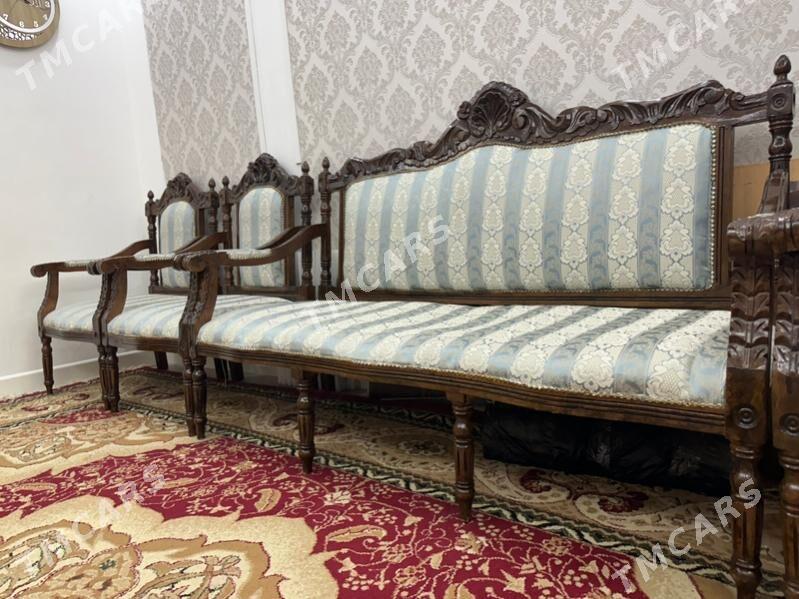 Taryhy diwan taze restawrasiya - Ашхабад - img 2