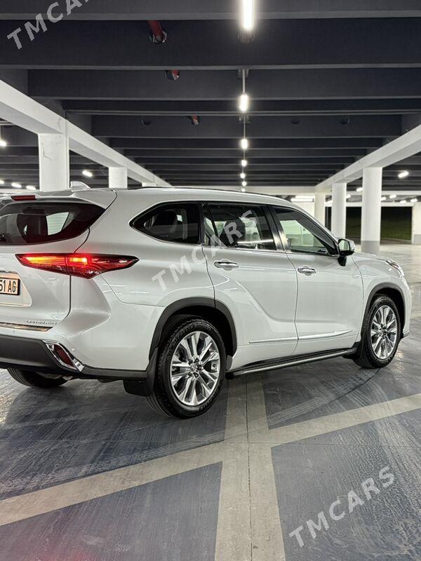 Toyota Highlander 2021 - 600 000 TMT - Aşgabat - img 4