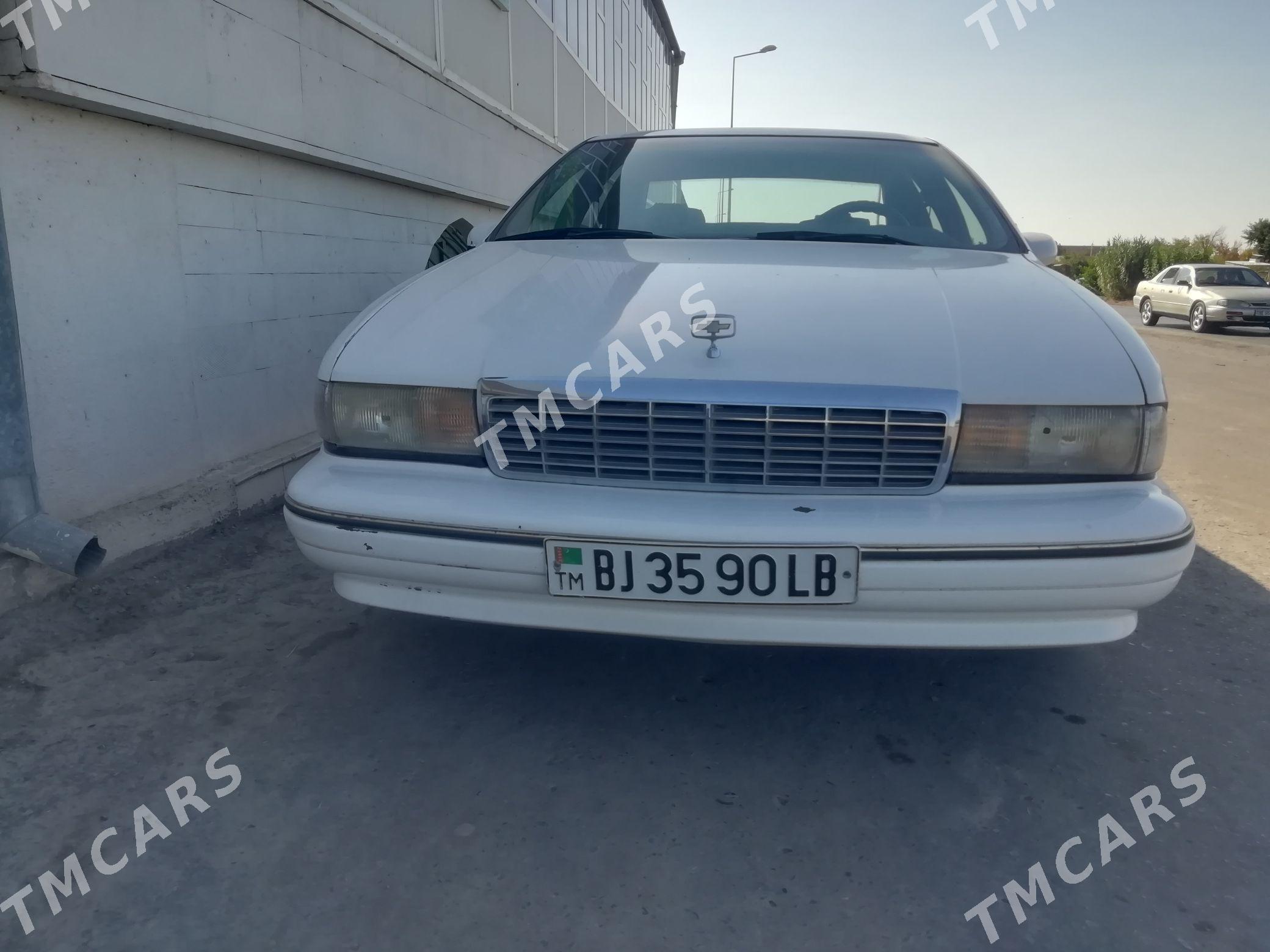 Chevrolet Caprice Classic 1992 - 30 000 TMT - Çärjew - img 2