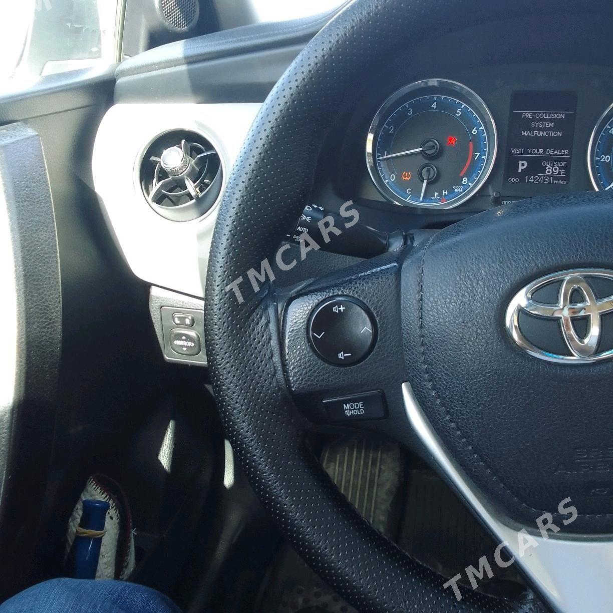 Toyota Corolla 2017 - 200 000 TMT - 30 мкр - img 4