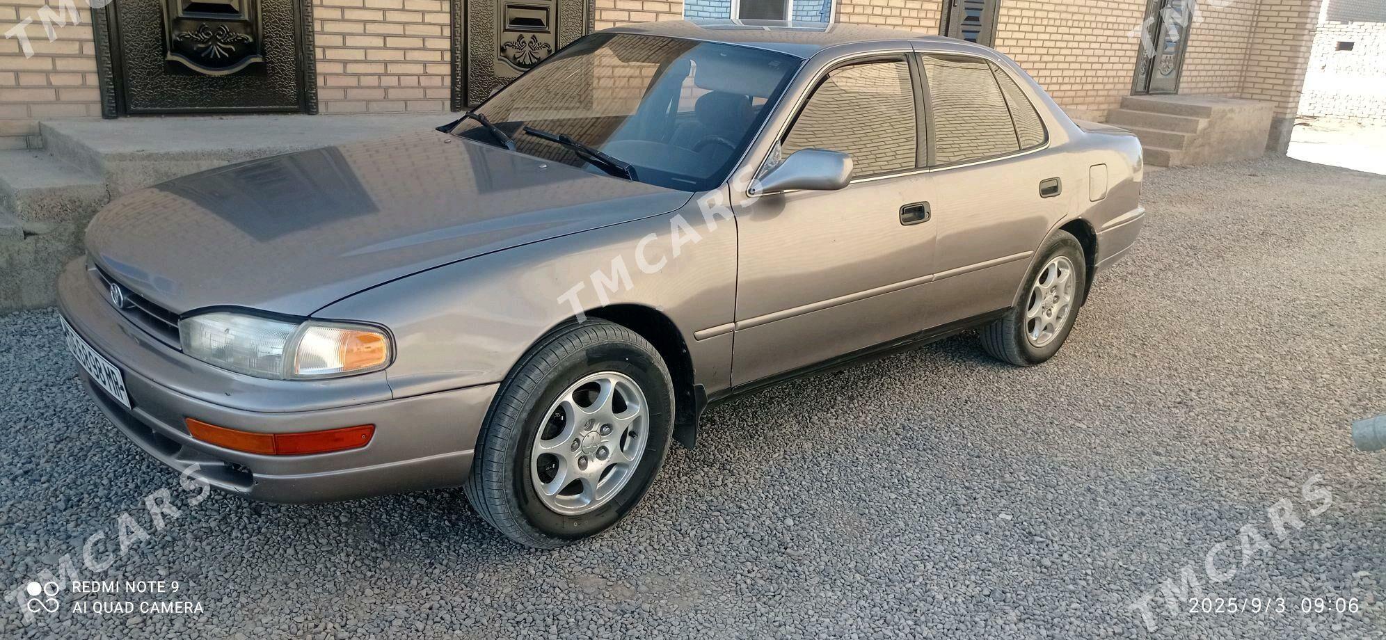 Toyota Camry 1992 - 94 000 TMT - Mary - img 3