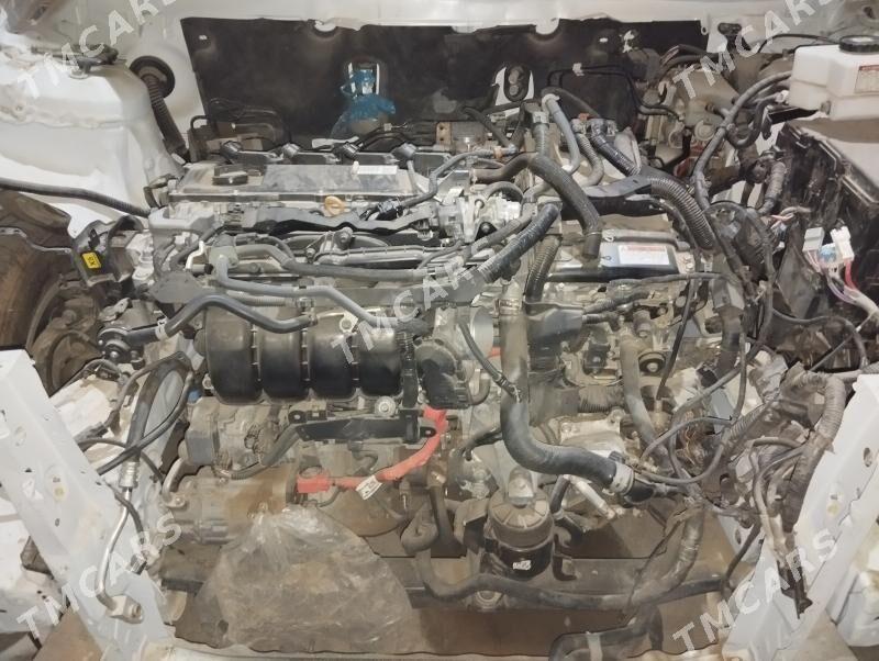 Toyota Sienna 2023 - 460 000 TMT - Büzmeýin - img 6