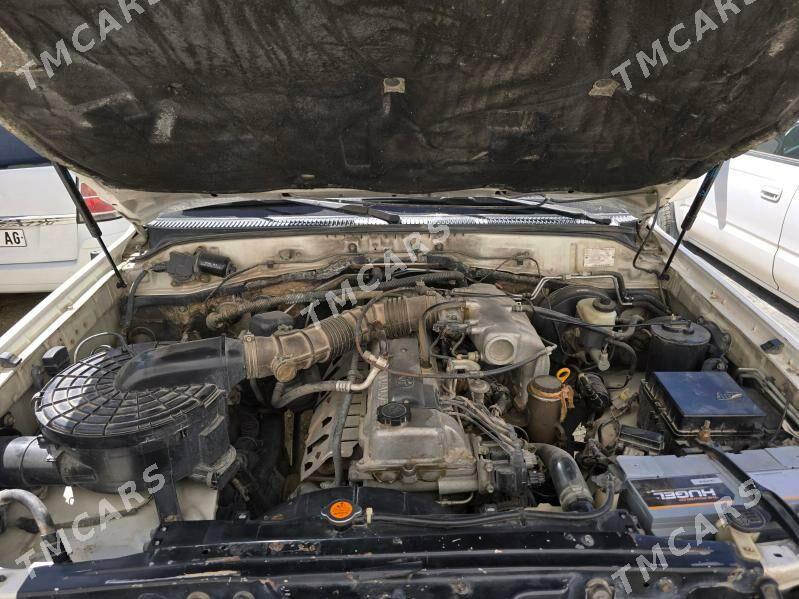 Toyota Land Cruiser 2000 - 250 000 TMT - Aşgabat - img 5