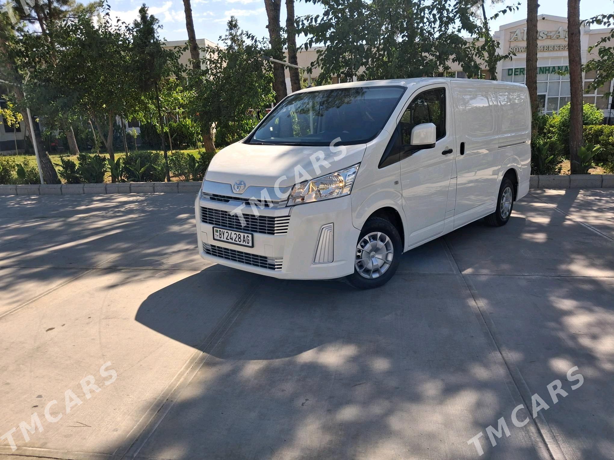 Toyota Hiace 2021 - 475 000 TMT - Aşgabat - img 4
