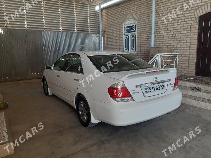 Toyota Camry 2003 - 260 000 TMT - Мары - img 3