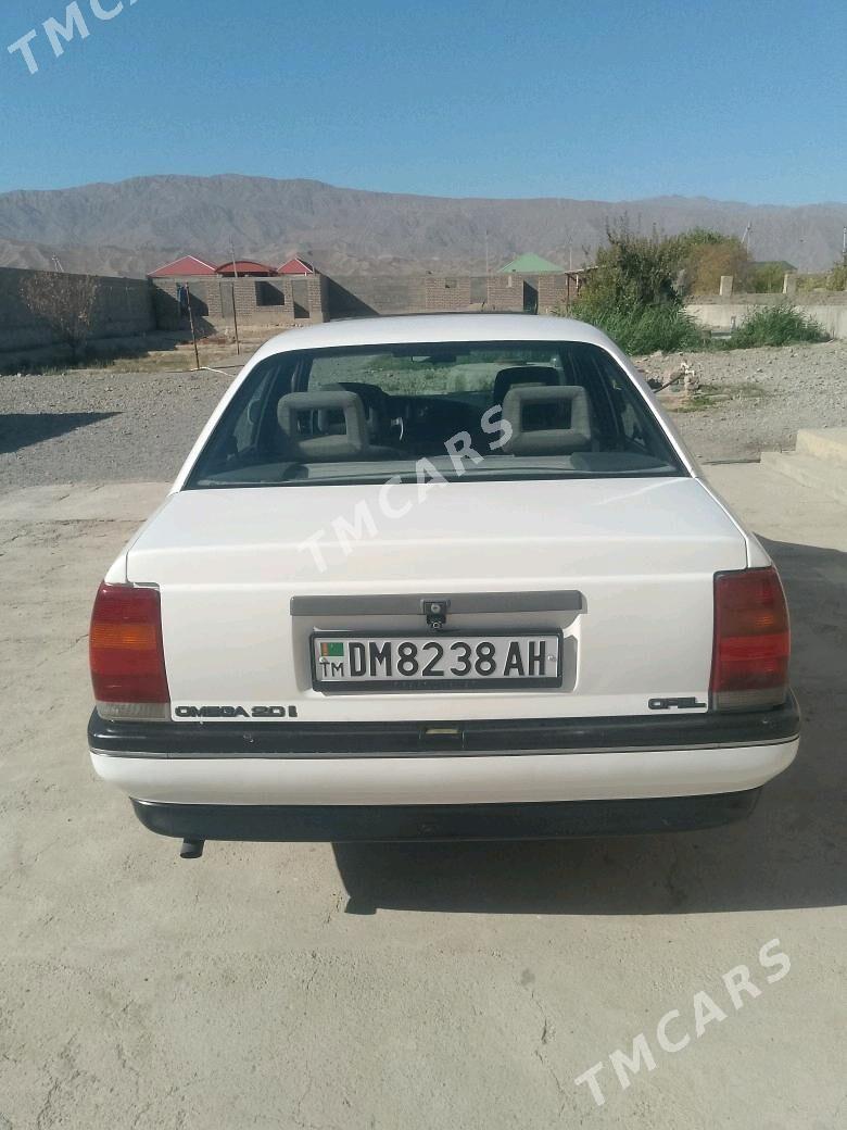 Opel Omega 1988 - 28 000 TMT - Bäherden - img 6