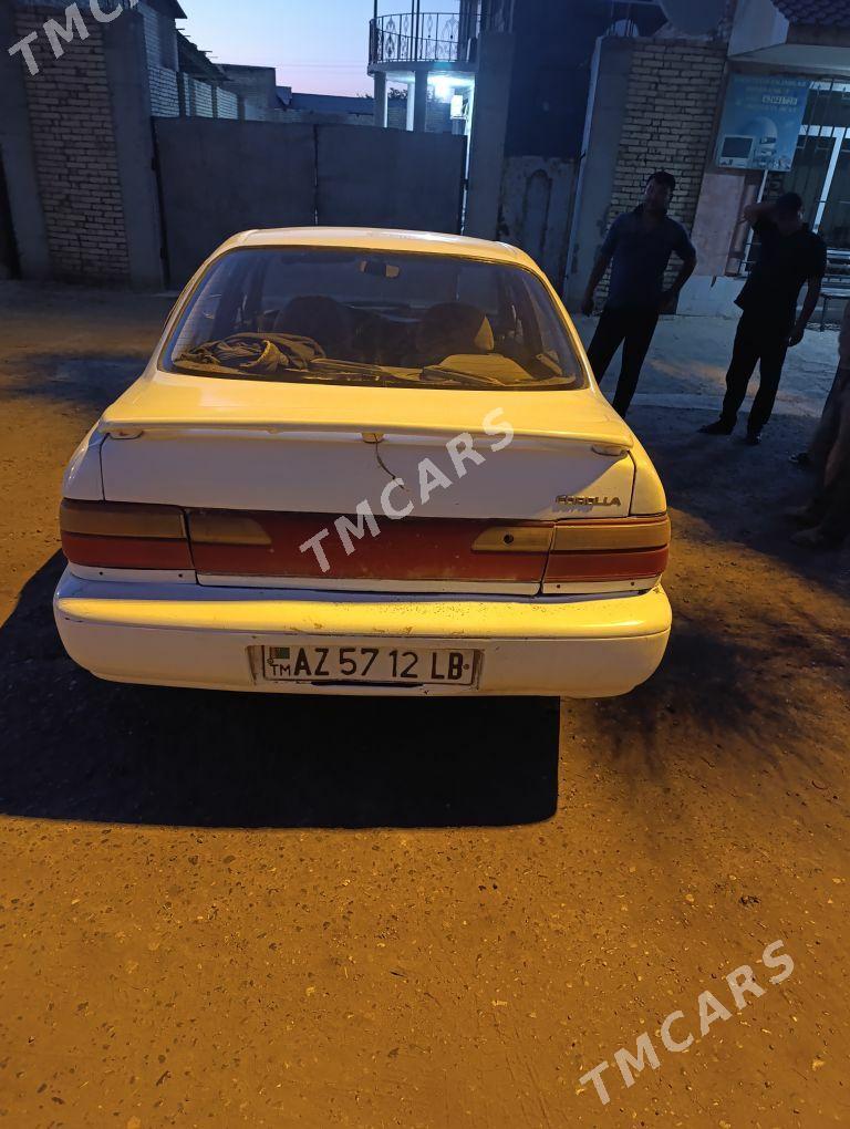 Toyota Corolla 1993 - 40 000 TMT - Saýat - img 2