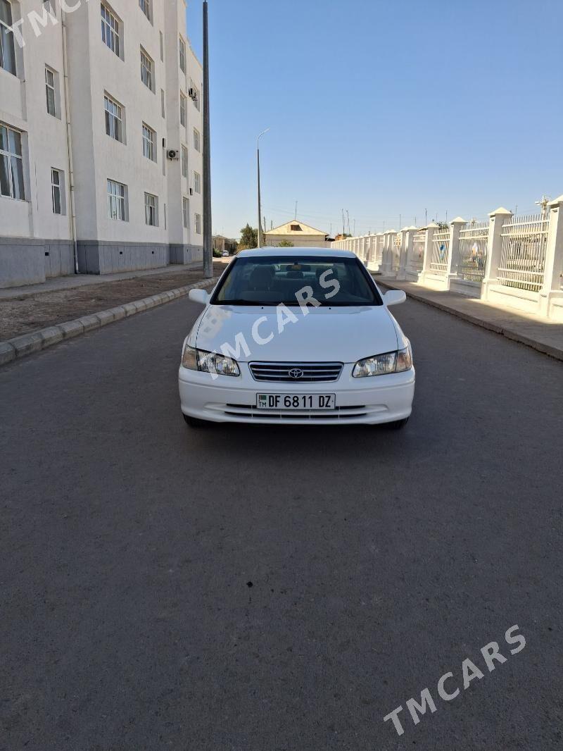 Toyota Camry 2000 - 167 000 TMT - Дашогуз - img 2