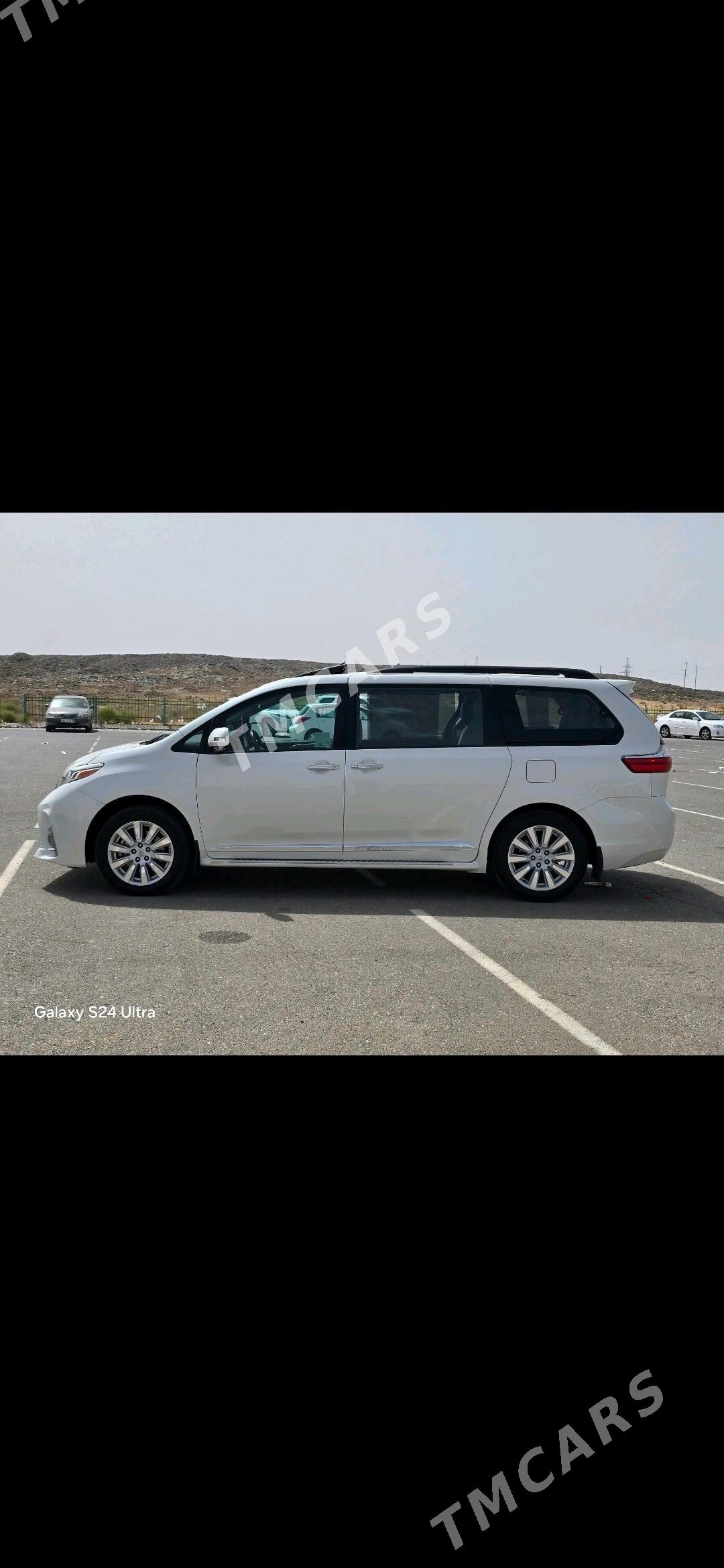 Toyota Sienna 2018 - 600 000 TMT - Ашхабад - img 4