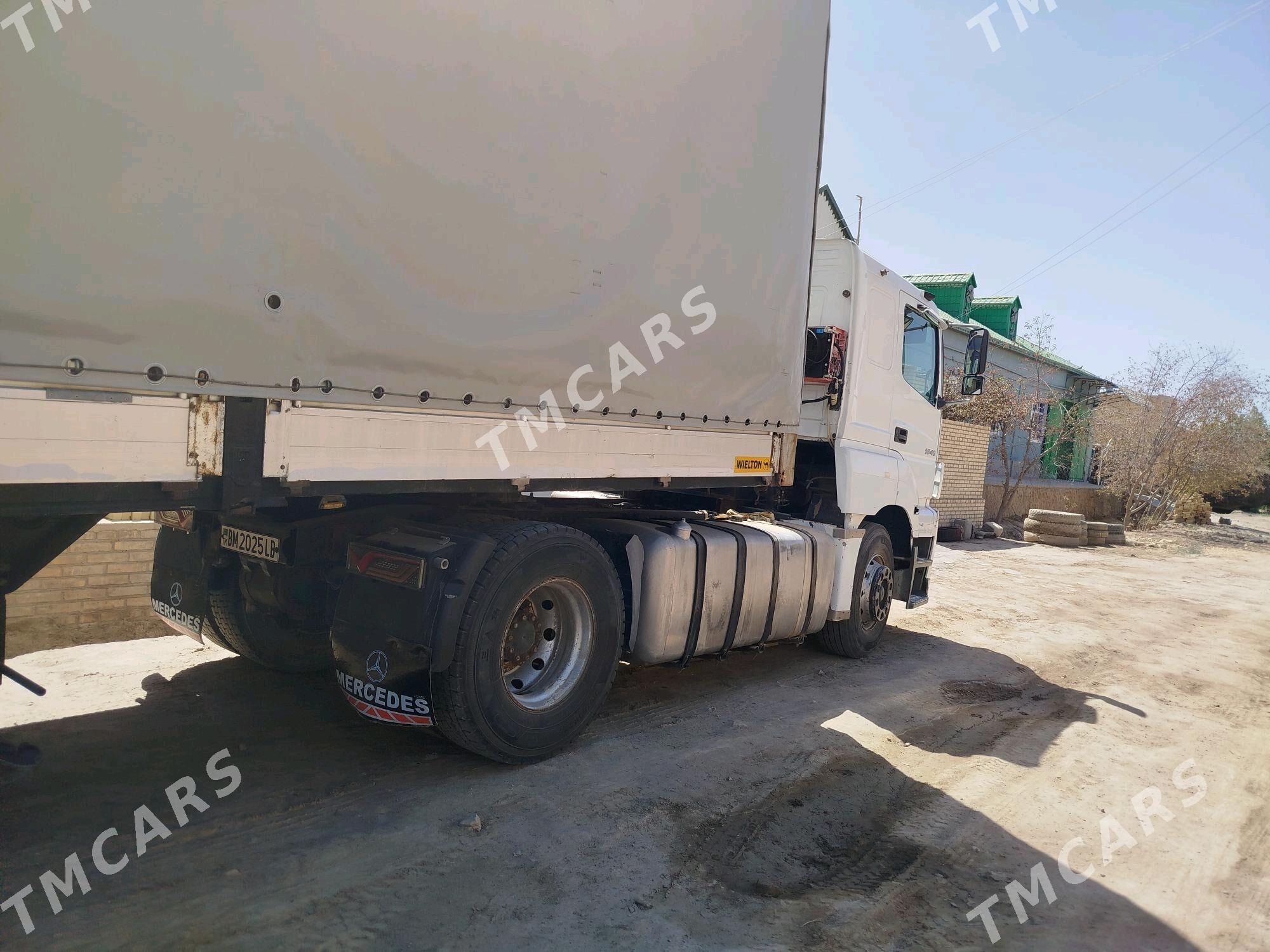 Mercedes-Benz ACTROS 3331 2003 - 500 000 TMT - Керки - img 4