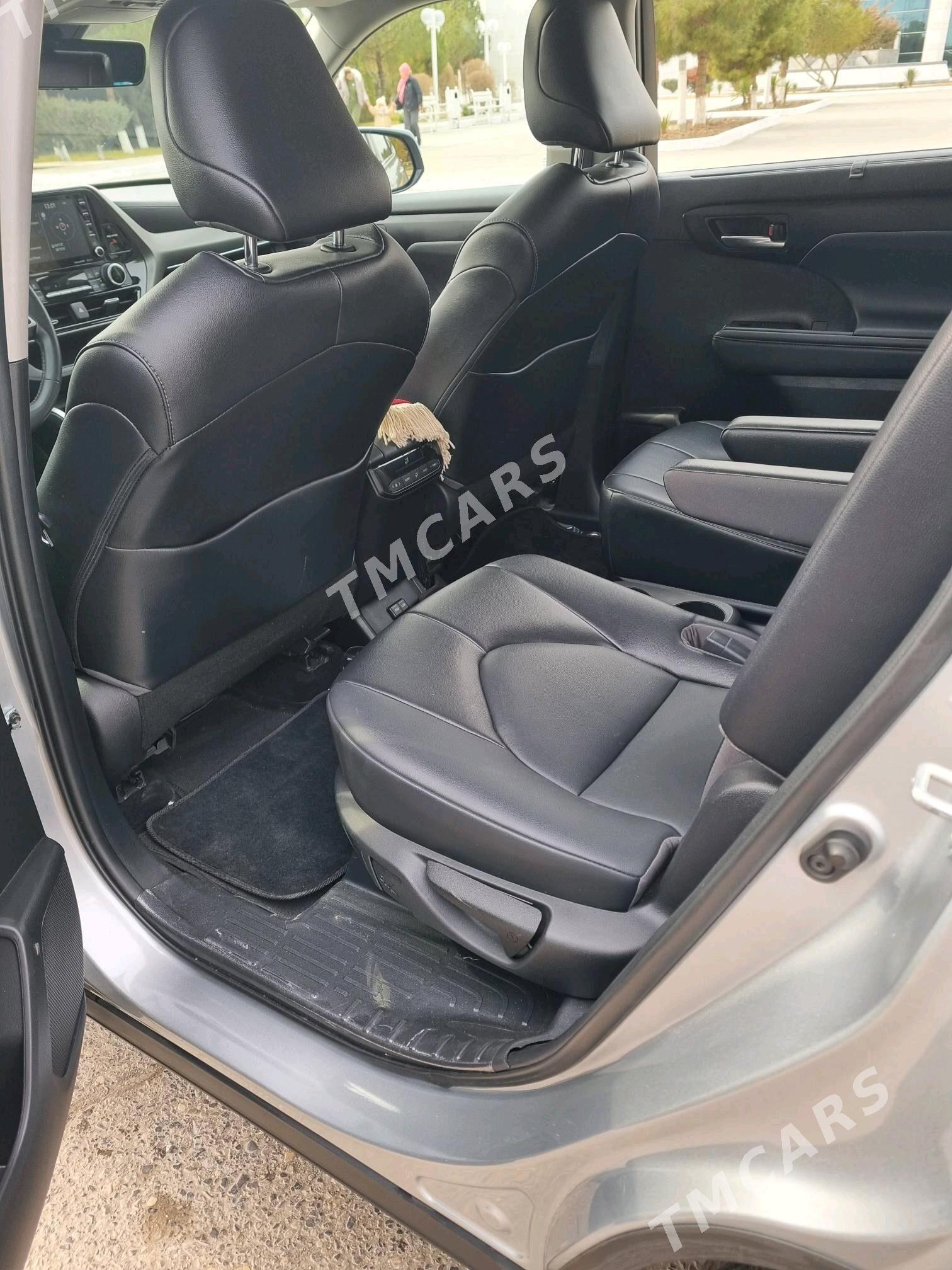 Toyota Highlander 2022 - 499 999 TMT - Türkmenabat - img 5