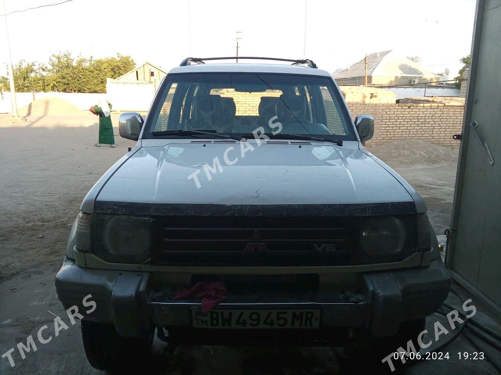 Mitsubishi Montero 1995 - 34 000 TMT - Байрамали - img 6