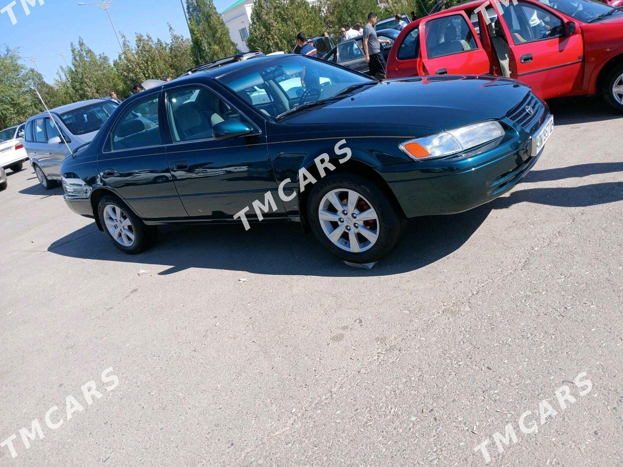 Toyota Camry 1998 - 125 000 TMT - Гурбансолтан Едже - img 2
