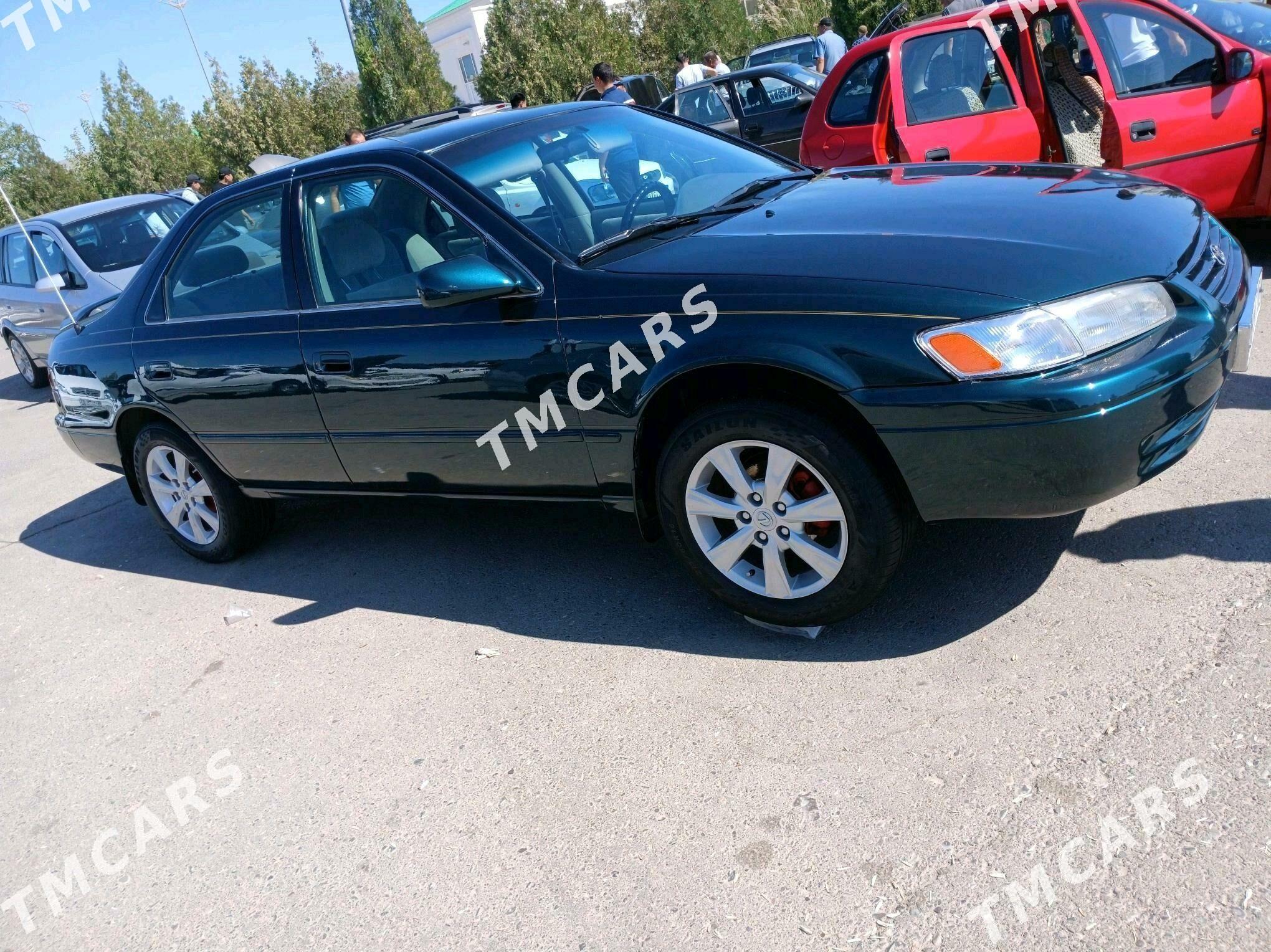 Toyota Camry 1998 - 125 000 TMT - Гурбансолтан Едже - img 5