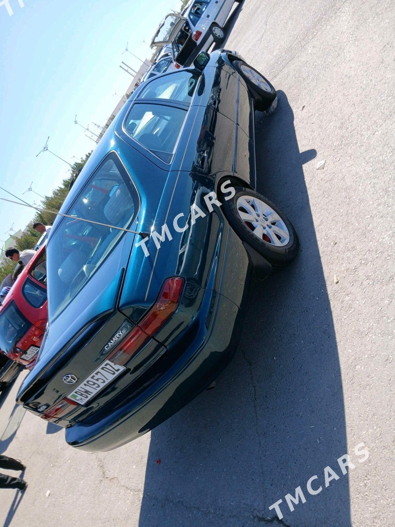 Toyota Camry 1998 - 125 000 TMT - Гурбансолтан Едже - img 10