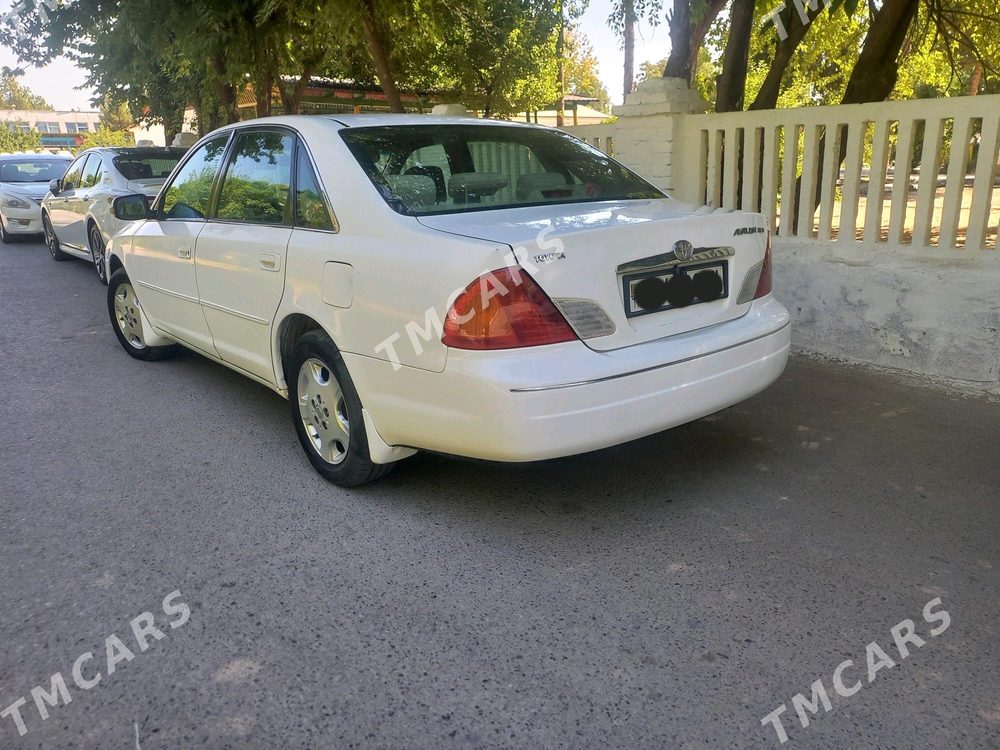 Toyota Avalon 2001 - 136 000 TMT - 11 мкр - img 2