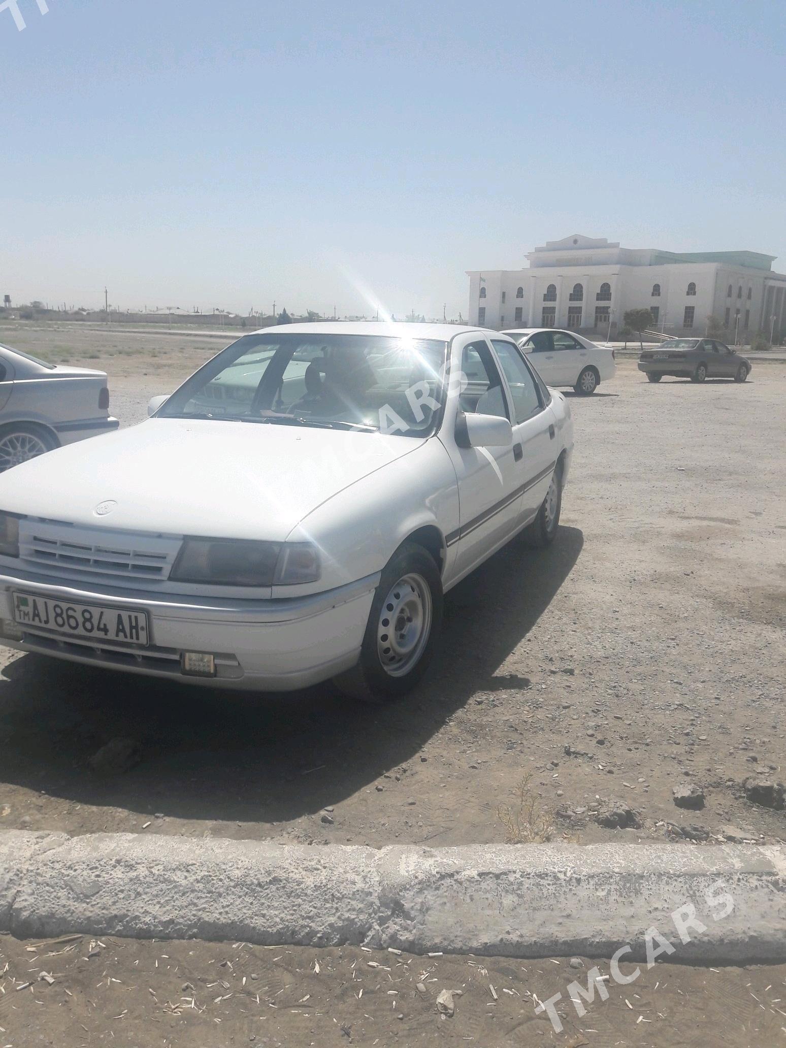 Opel Vectra 1992 - 40 000 TMT - Kaka - img 3