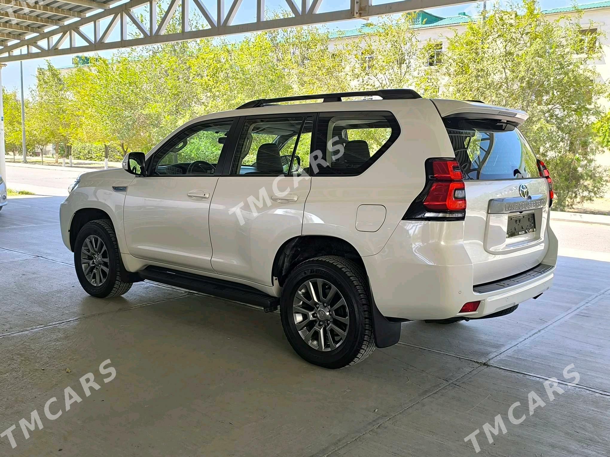 Toyota Land Cruiser Prado 2019 - 850 000 TMT - Туркменабат - img 6