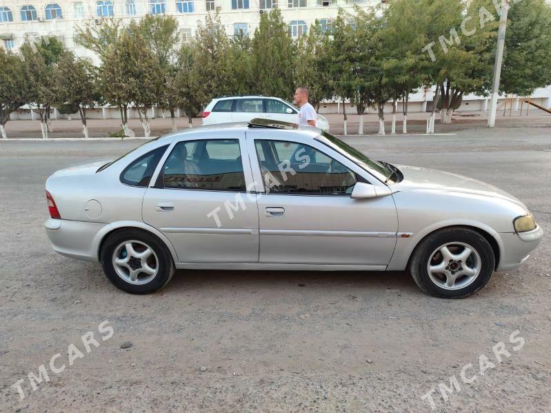 Opel Astra 1998 - 57 000 TMT - Теджен - img 2