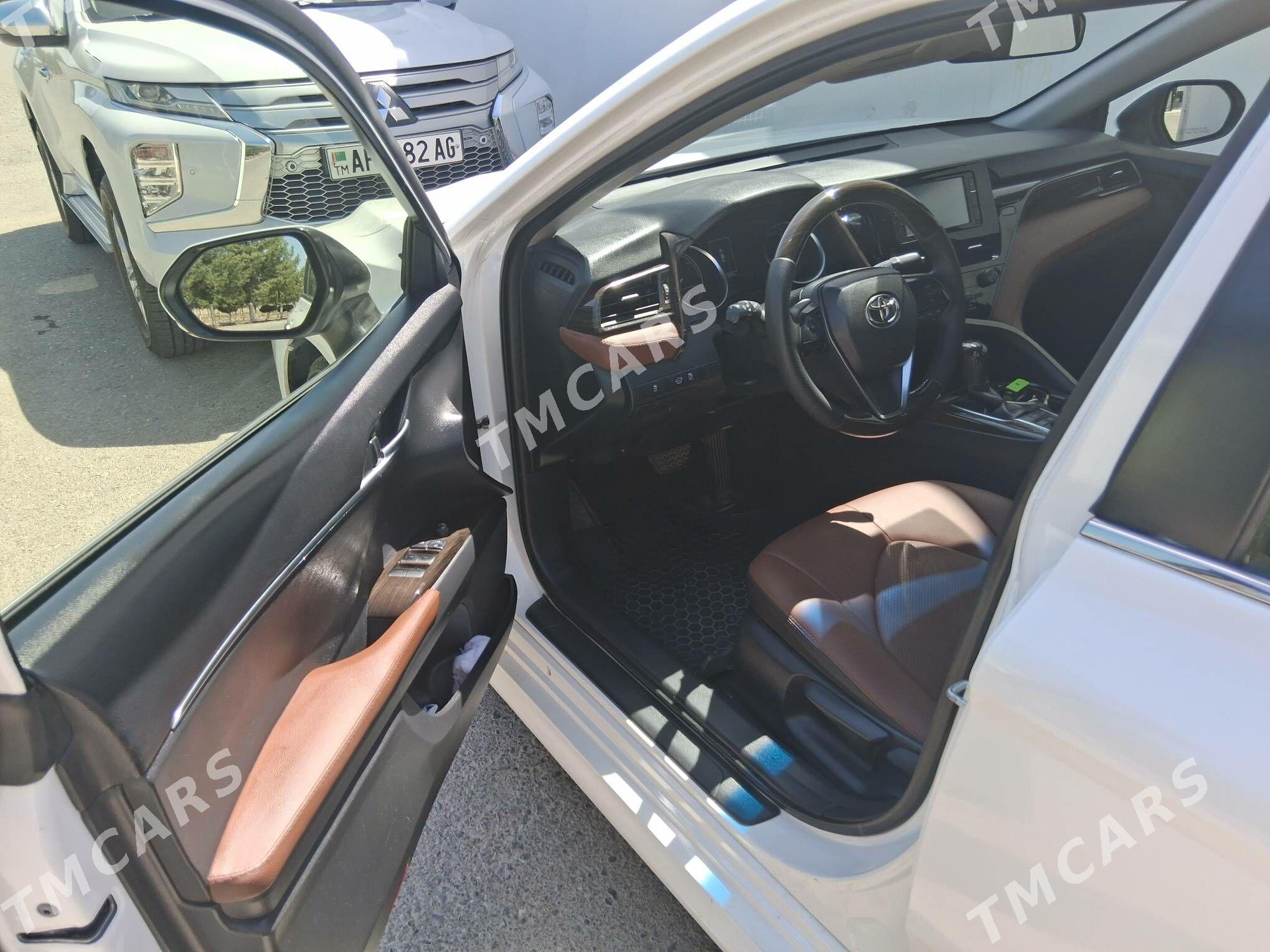 Toyota Camry Hybrid 2021 - 248 000 TMT - Aşgabat - img 9