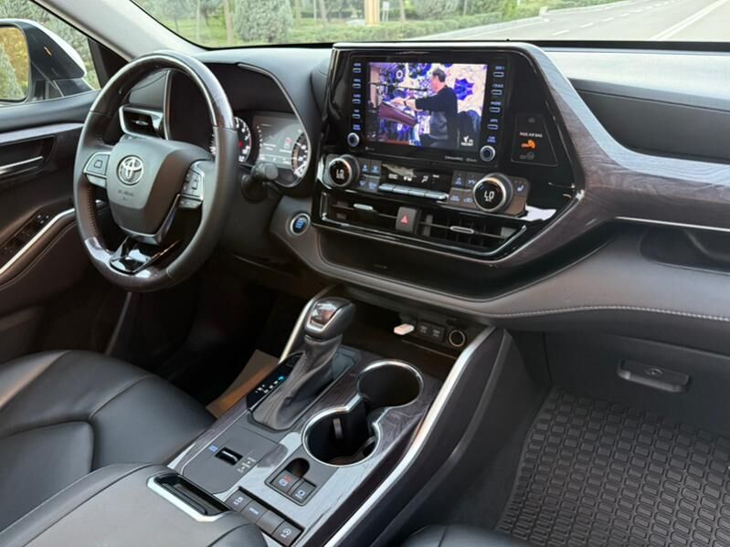 Toyota Highlander 2022 - 555 000 TMT - Ашхабад - img 8