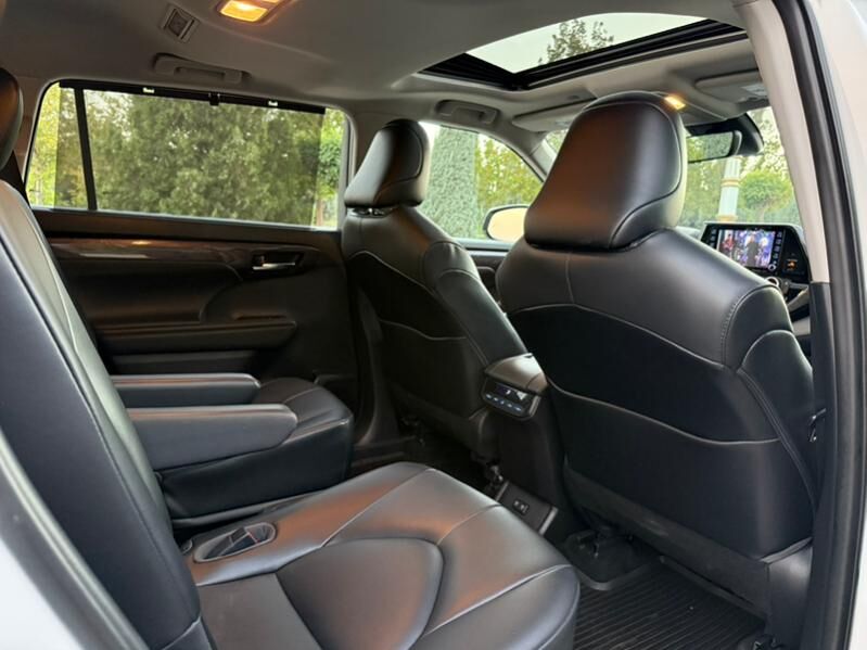 Toyota Highlander 2022 - 555 000 TMT - Ашхабад - img 9