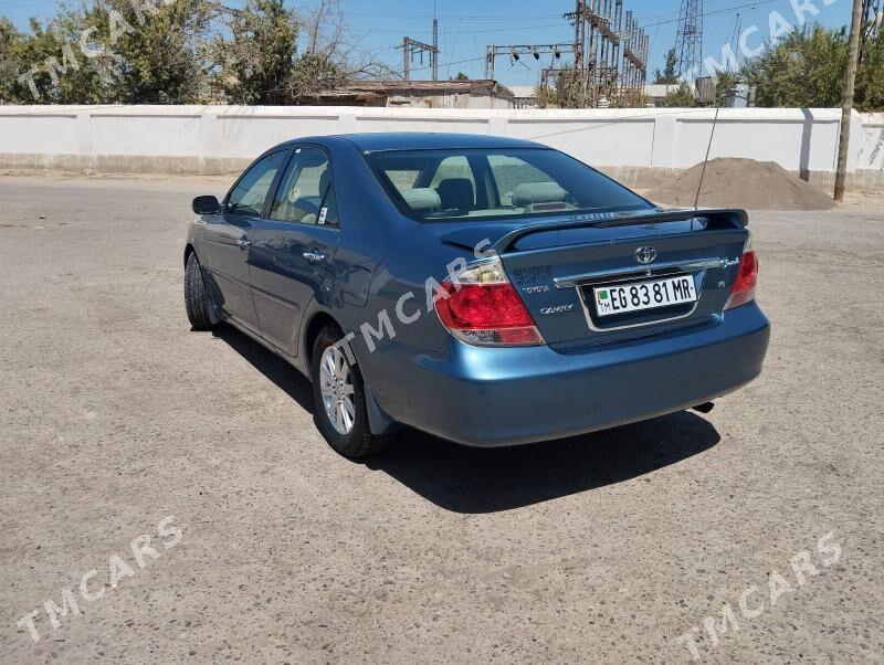 Toyota Camry 2004 - 170 000 TMT - Ёлётен - img 4
