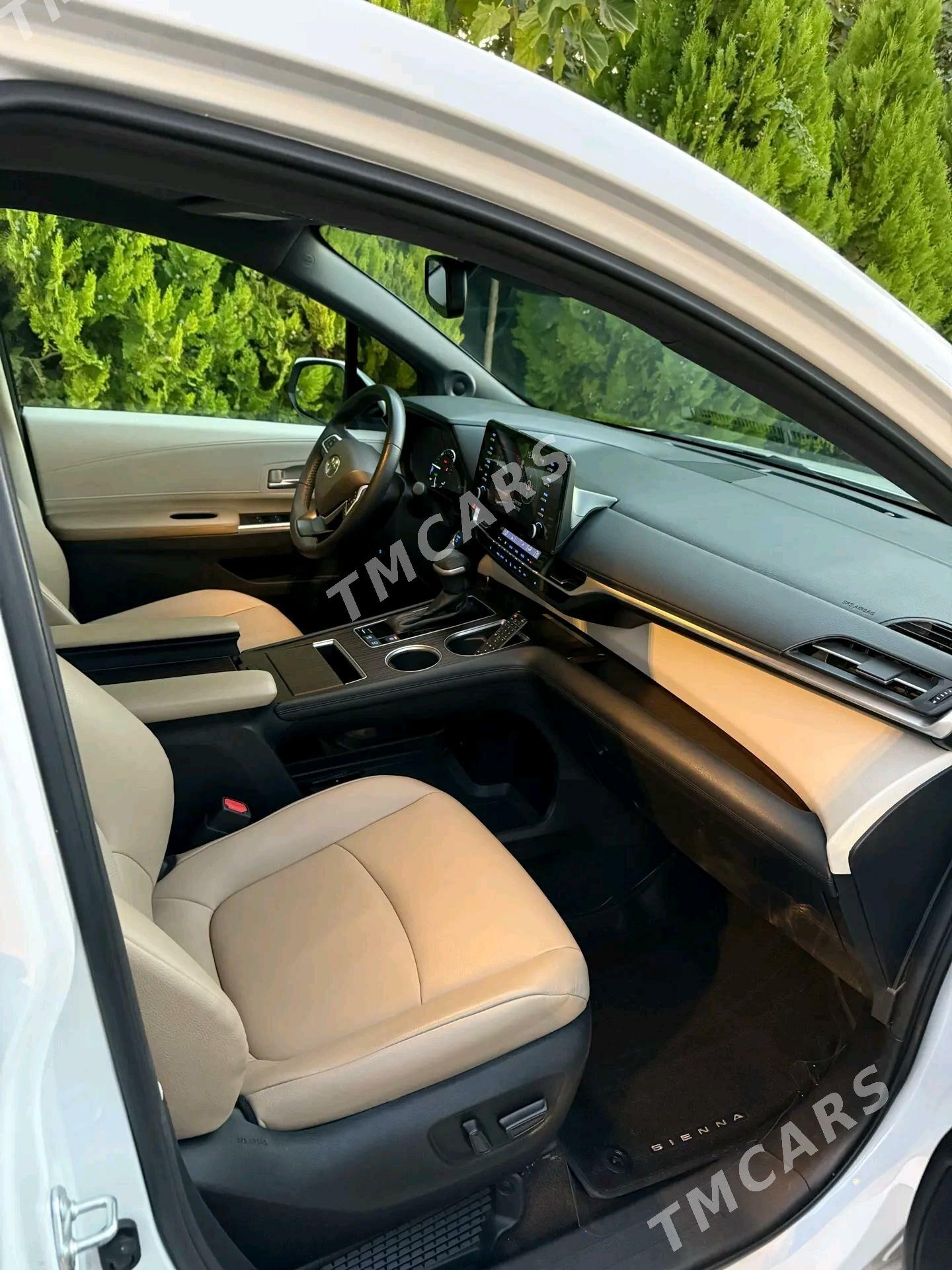 Toyota Sienna 2021 - 615 000 TMT - Aşgabat - img 7