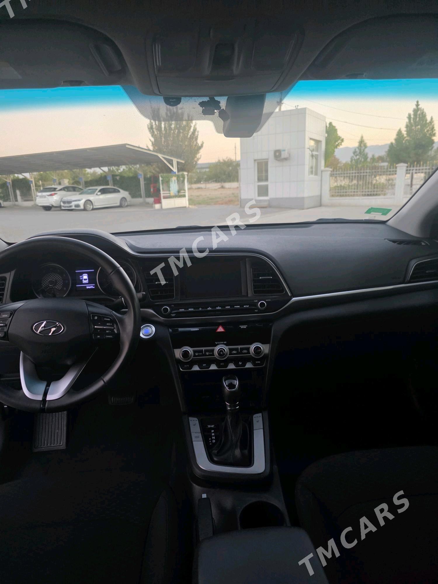 Hyundai Elantra 2020 - 240 000 TMT - Aşgabat - img 3
