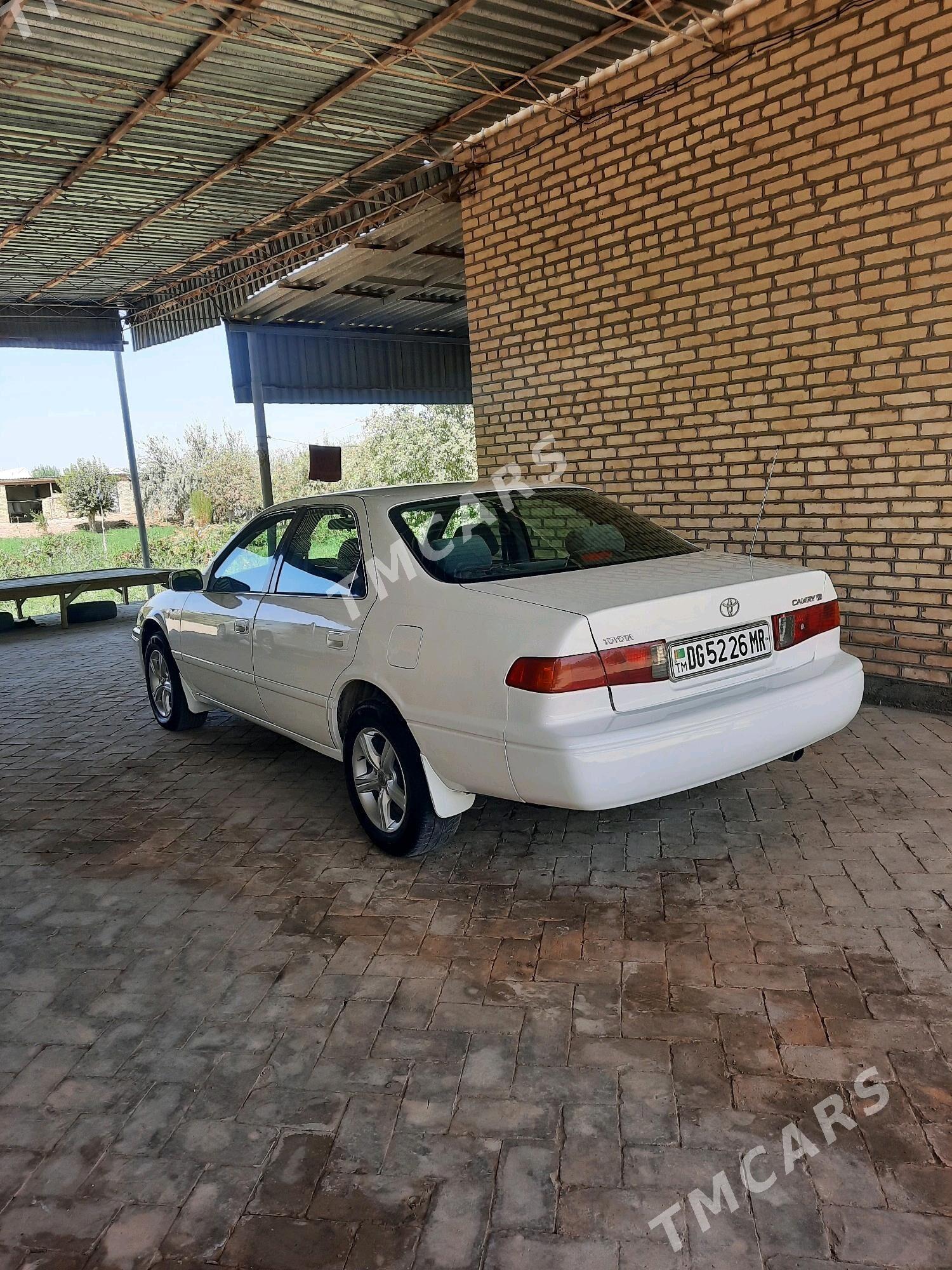 Toyota Camry 2001 - 138 000 TMT - Baýramaly - img 7
