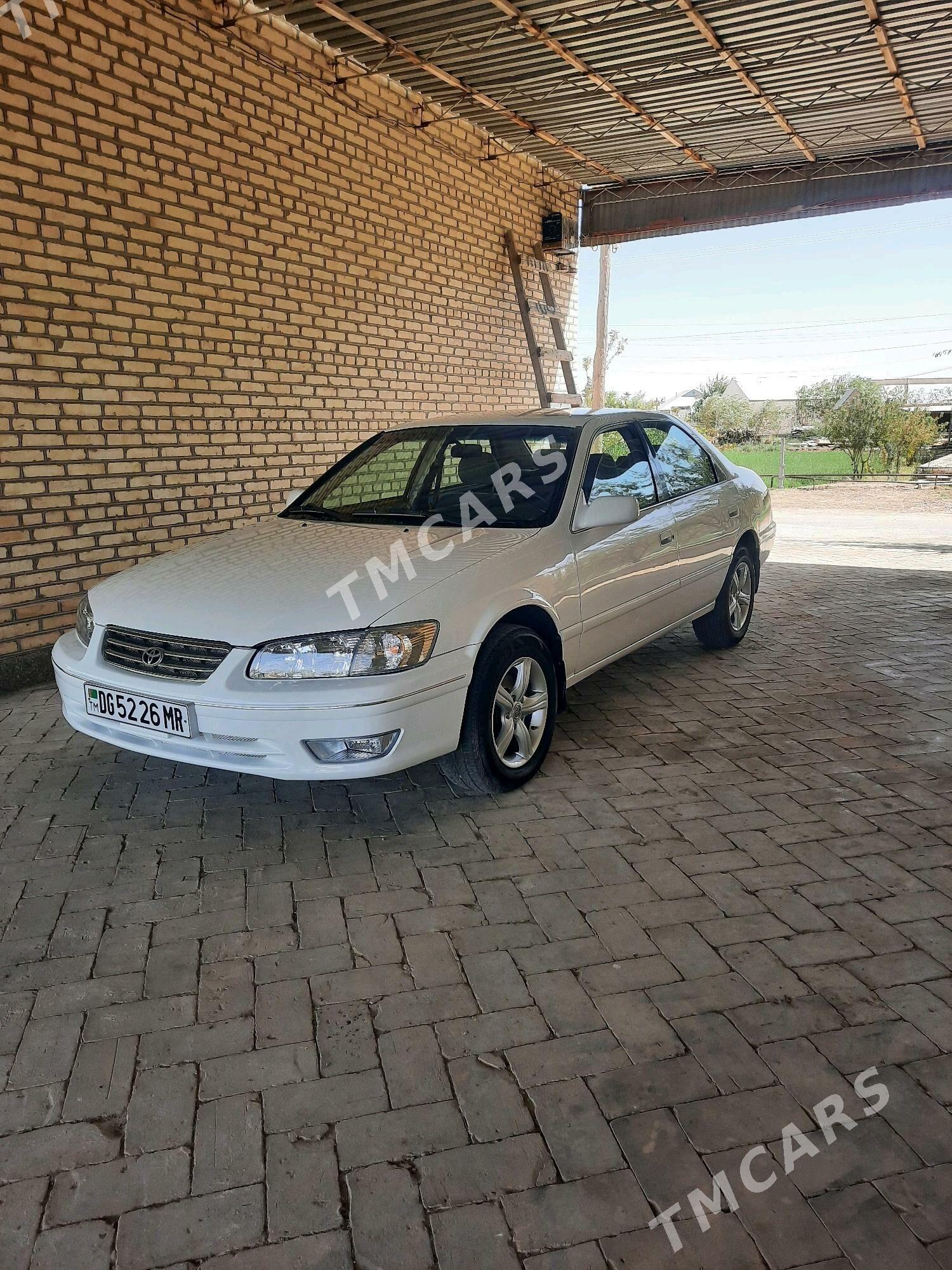 Toyota Camry 2001 - 138 000 TMT - Baýramaly - img 9
