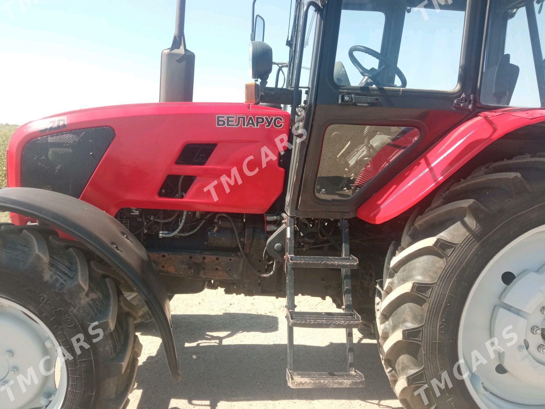 MTZ 82 2013 - 300 000 TMT - Garabekewül - img 9