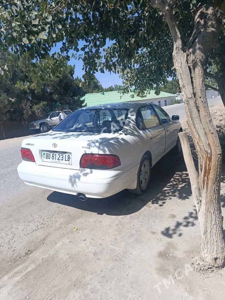 Toyota Avalon 1996 - 115 000 TMT - Halaç - img 5