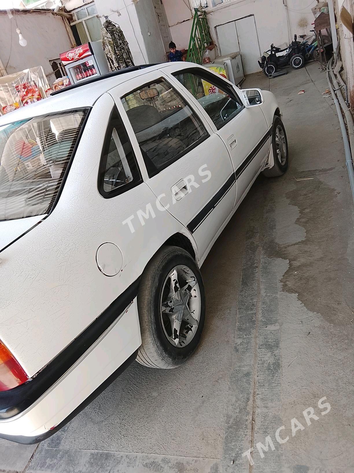 Opel Vectra 1989 - 40 000 TMT - Bäherden - img 6