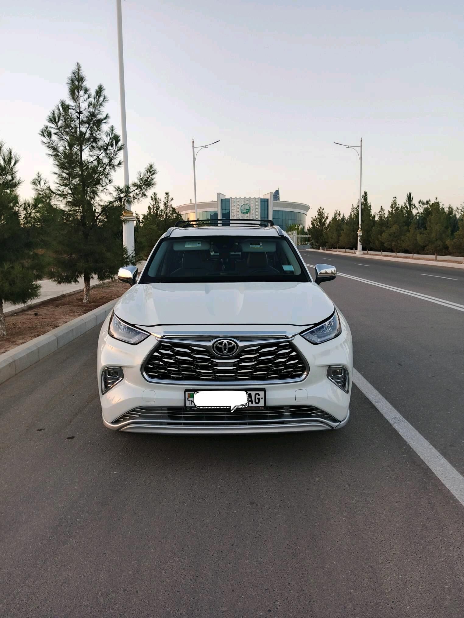 Toyota Highlander 2021 - 530 000 TMT - Ашхабад - img 2