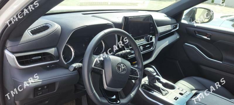 Toyota Highlander 2024 - 630 000 TMT - Бузмеин - img 5