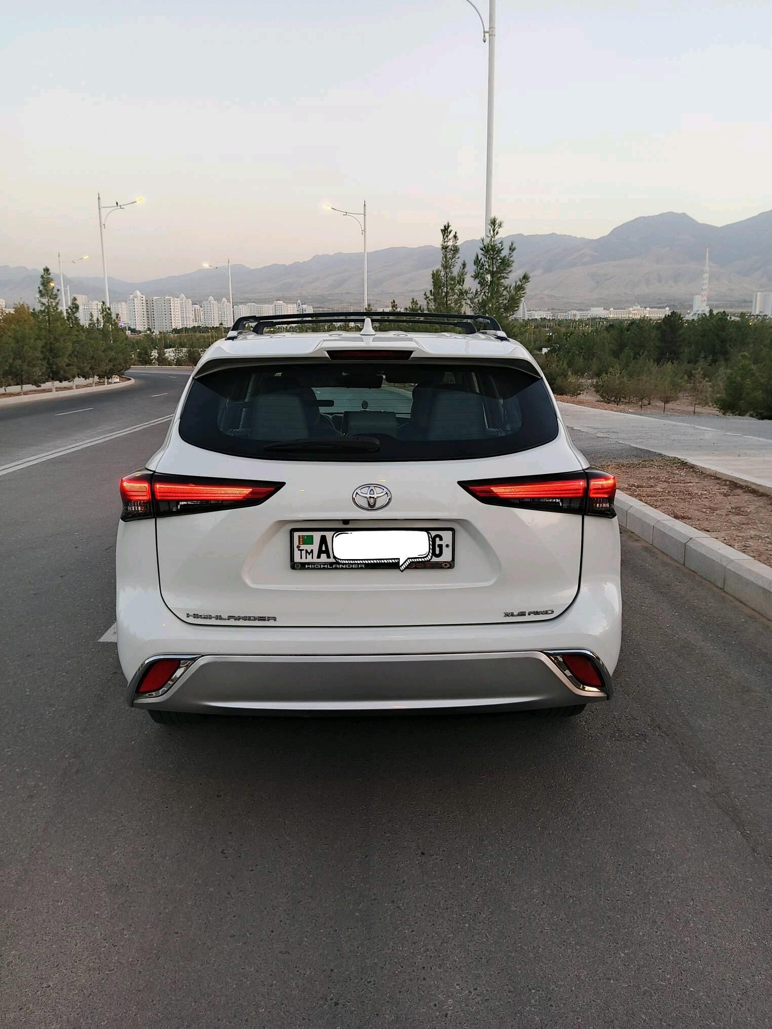 Toyota Highlander 2021 - 530 000 TMT - Ашхабад - img 6