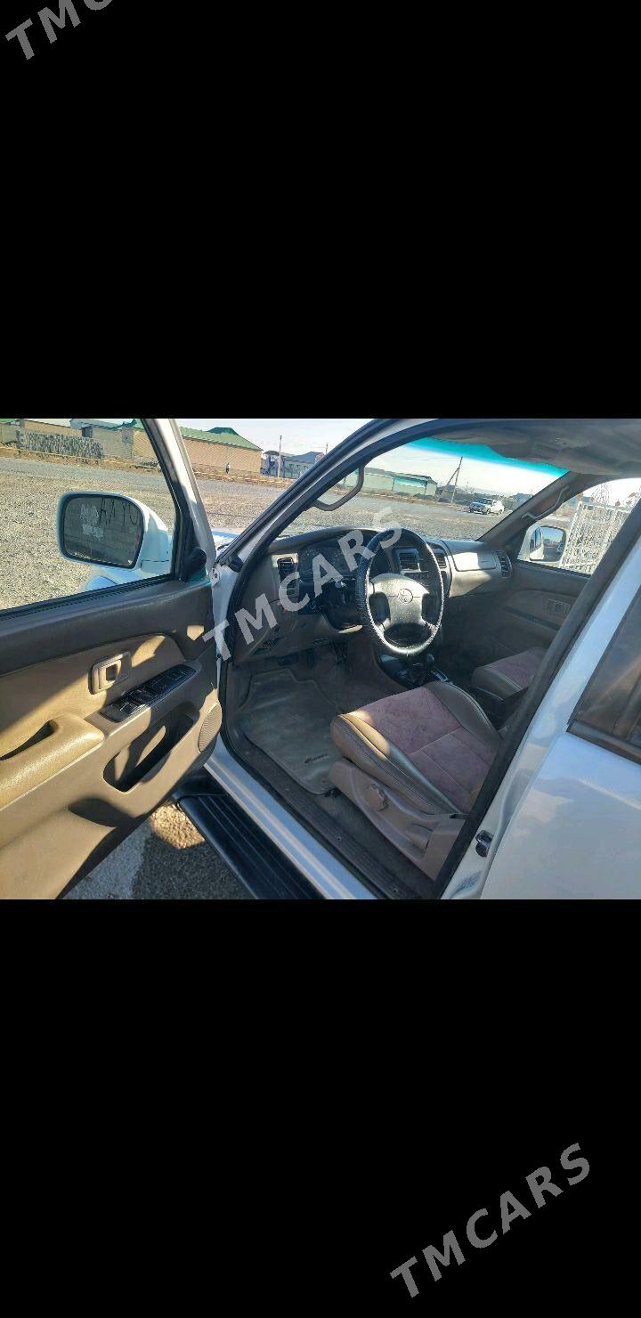 Toyota 4Runner 2000 - 135 000 TMT - Kaka - img 5